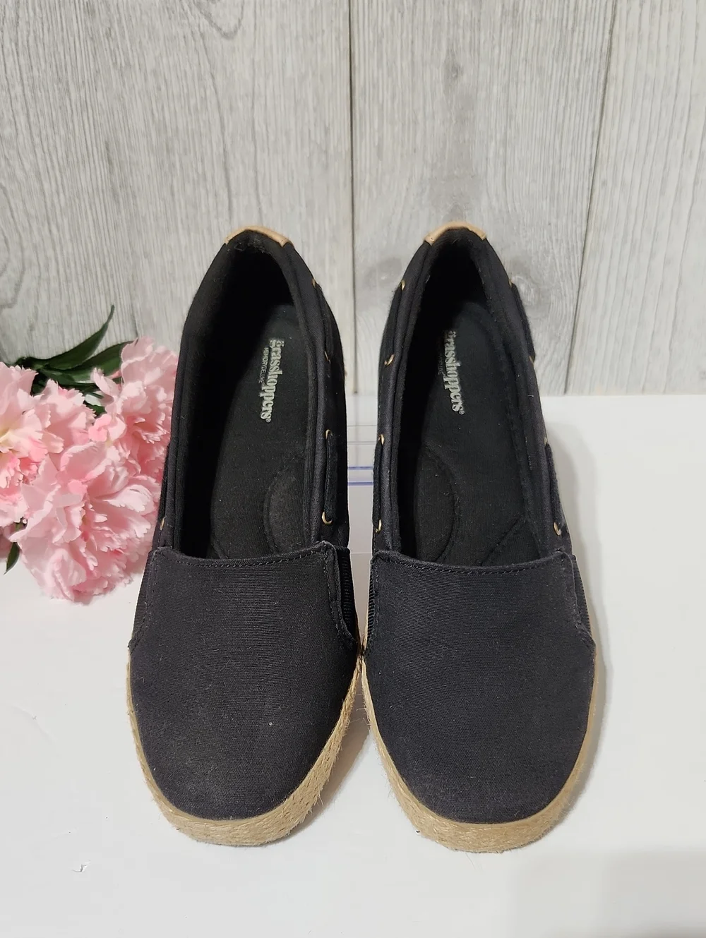 Grasshoppers black slip